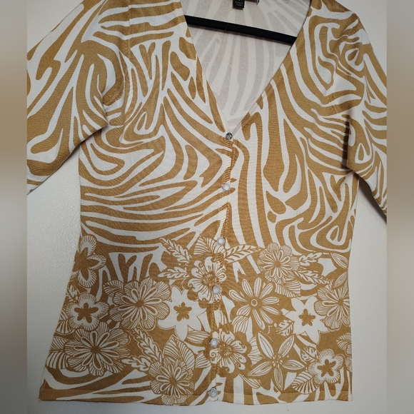 NWOT Dennis Basso cardigan sweater, animal print, fall winter, size S large. - Picture 4 of 13